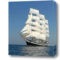 Картина парусник в море
